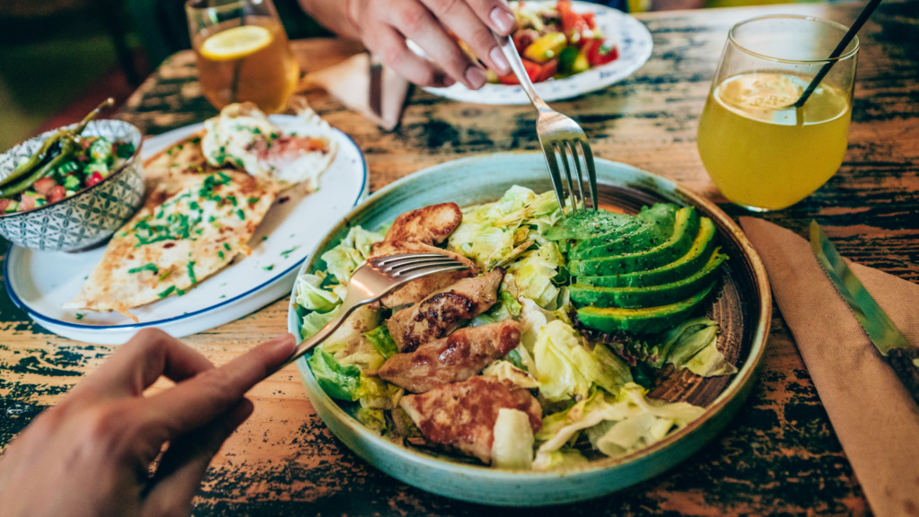 7 Tips for Feeding Your Family Healthy Foods on a Budget